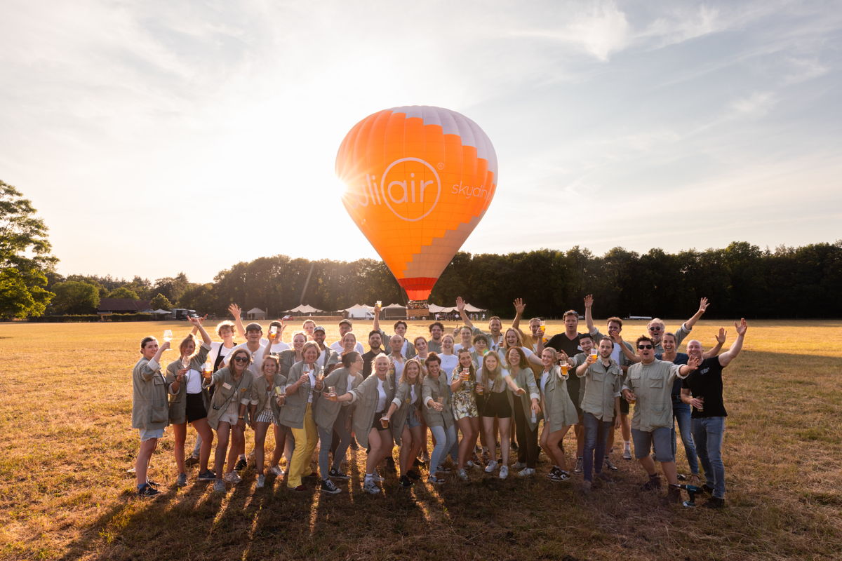 El equipo detrás de Food Inspiration Magazine, que fue galardonada como Medio del Año.