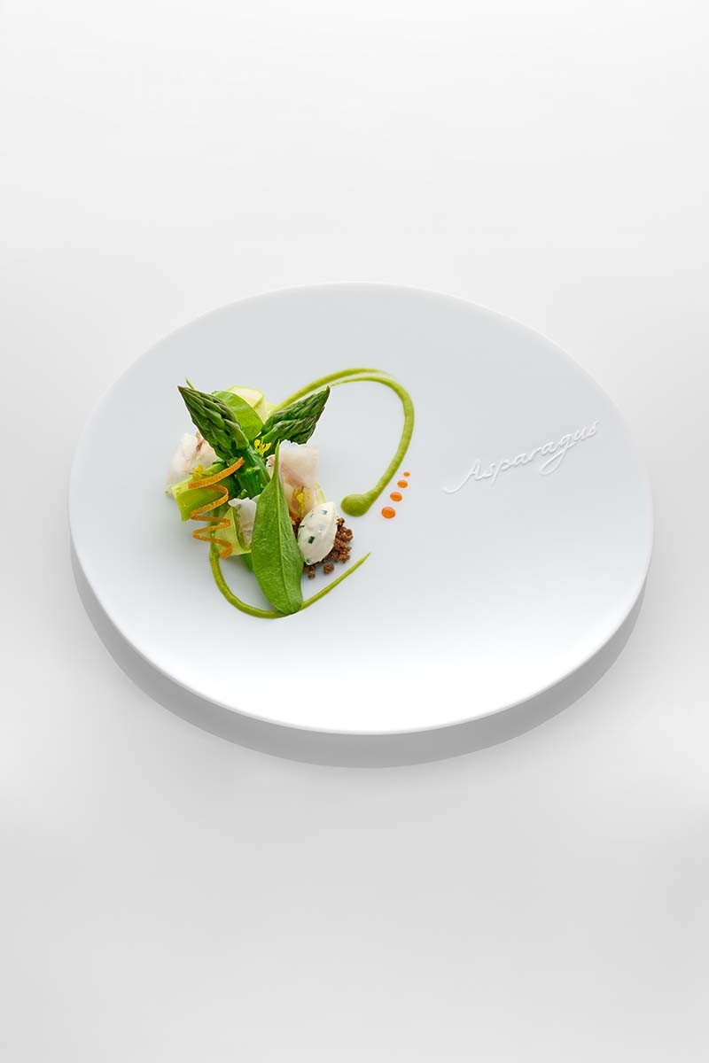 Jaan by Kirk Wayworth – asparagus dish (photo courtesy Jaan) 