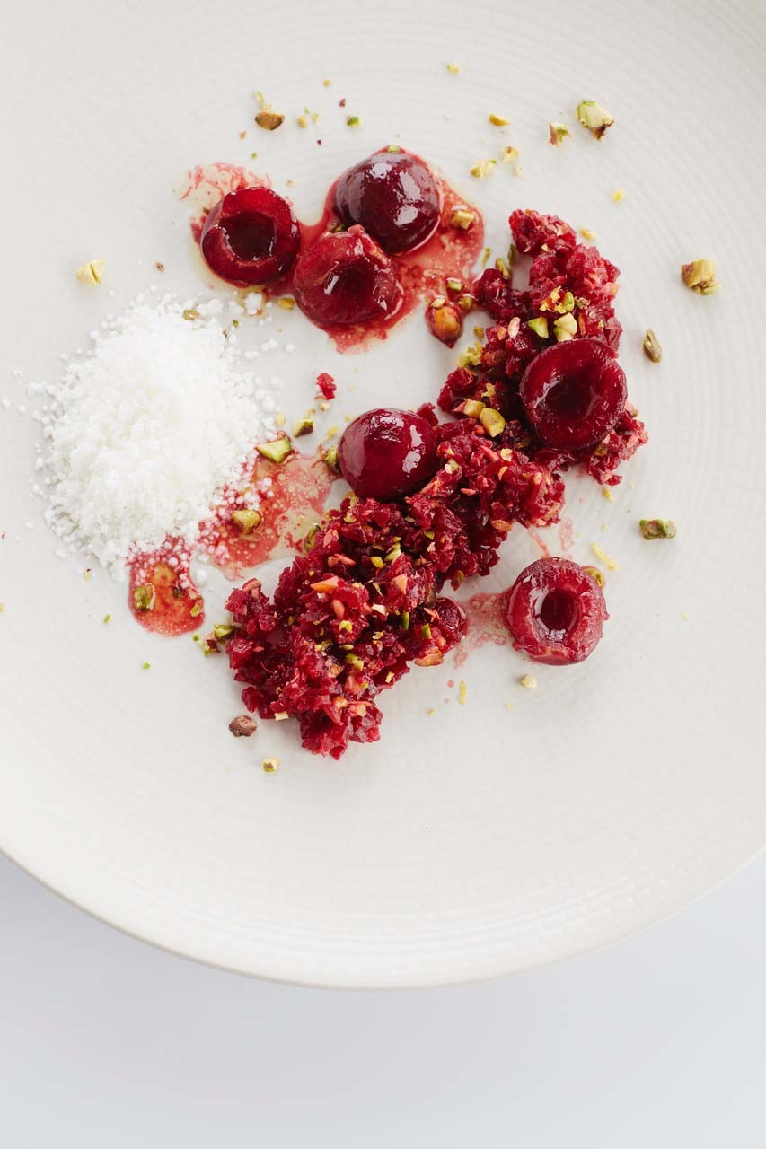 Beetroot tartare and ice recipe