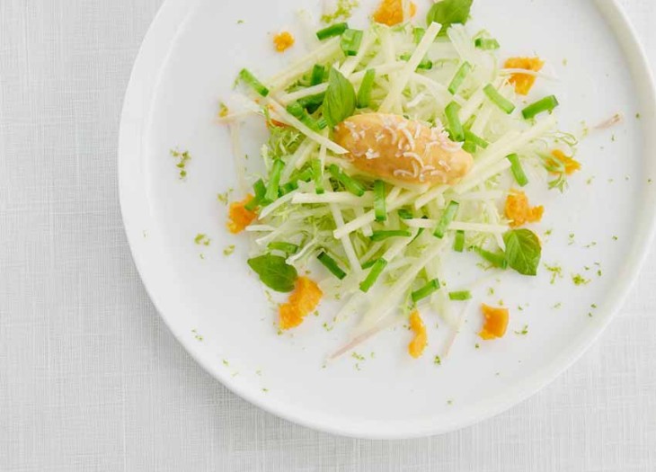 Salad-of-green-papaya-with-lemongrass-icecream