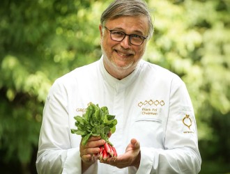 Founder & Chairman Frank Fol